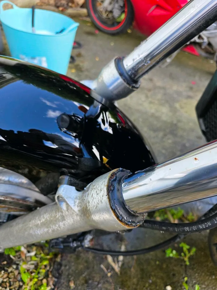 Honda magna vf750c - Image 4