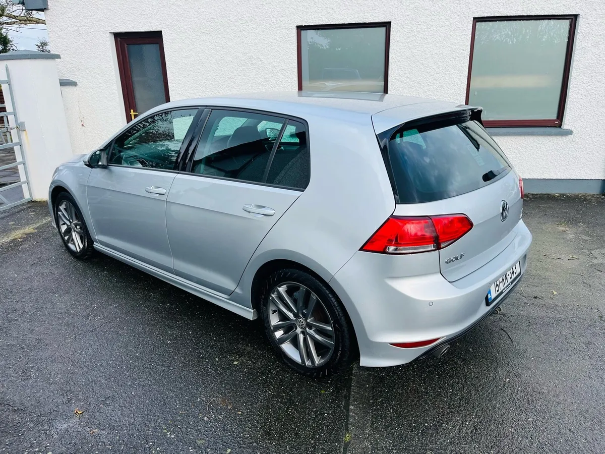 151 VW GOLF 1.6 DIESEL R-LINE (NCT 2026) - Image 4