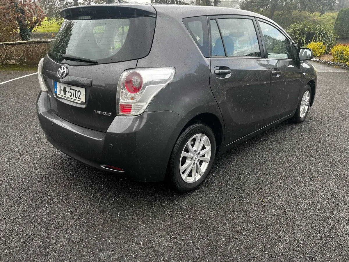 2011 Toyota verso 2.0 diesel - Image 4