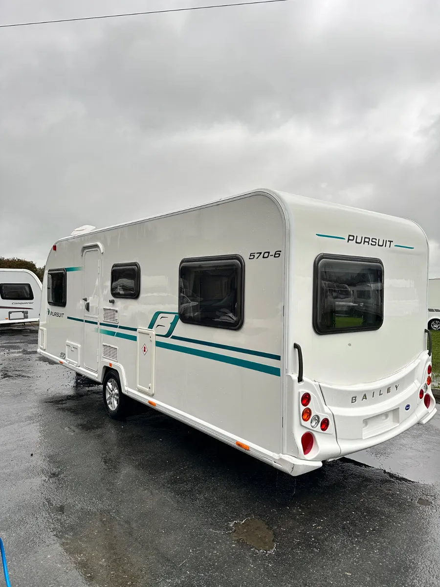 ✨STUNNING 2017 BAILEY PURSUIT 6 BERTH✨ - Image 2