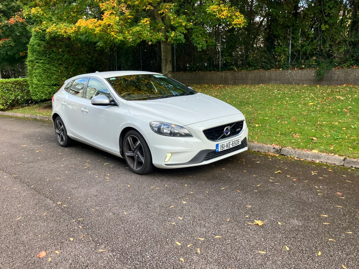 2015 VOLVO 40 1.6 R-DESIGN ONLY 132000 KLM - Image 1