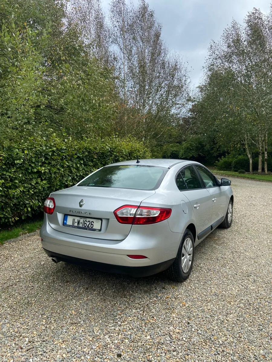 Renault Fluence 2011 - Image 4