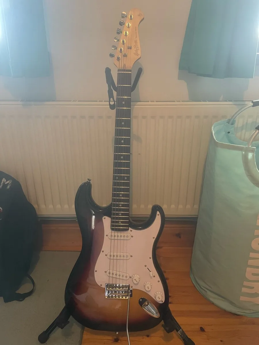 Harley Benton Stratocaster set - Image 1