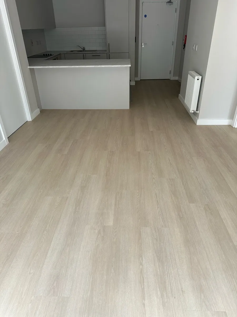 Laminate flooring - Image 2