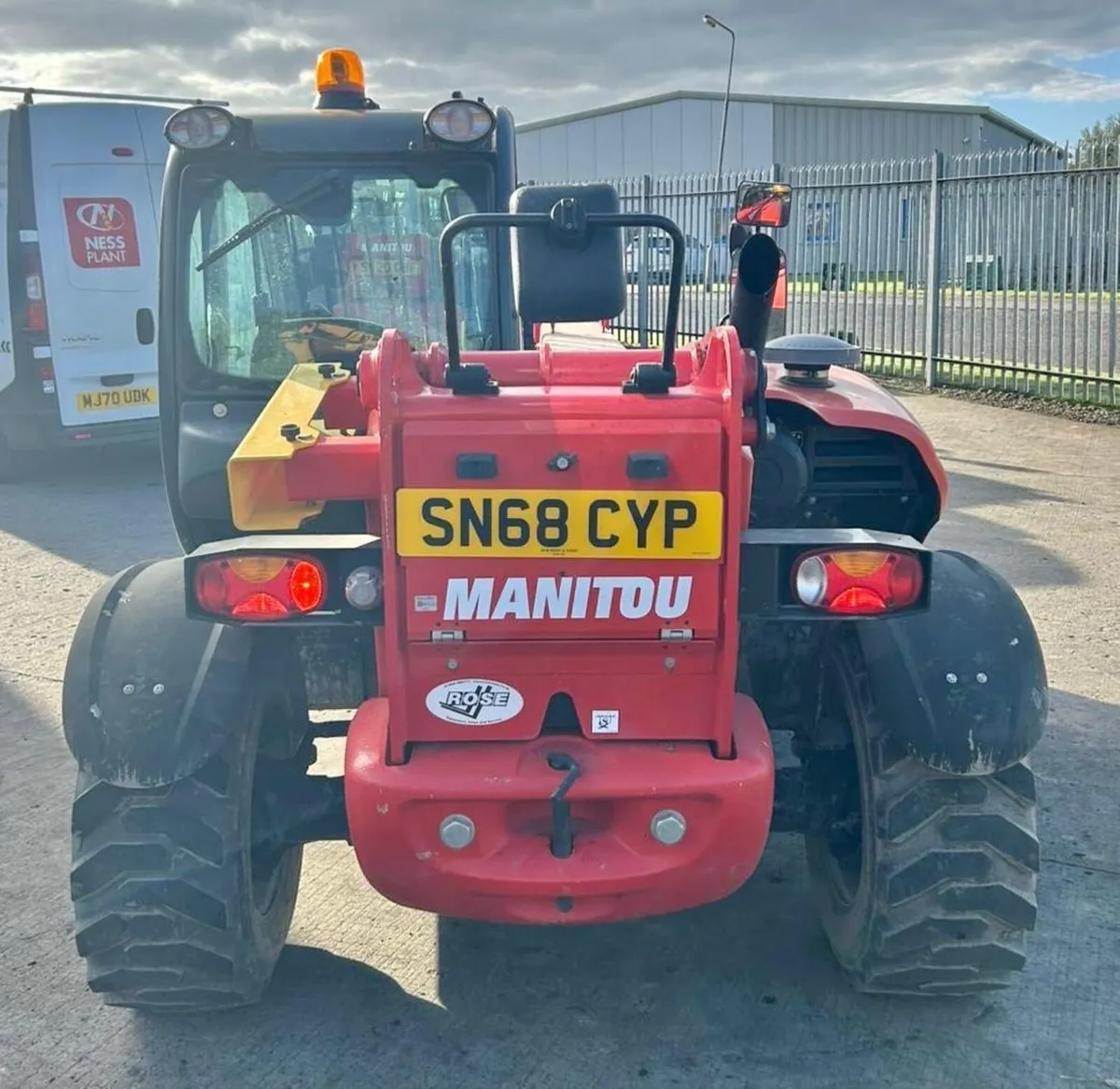 Manitou Telehandler - Image 4