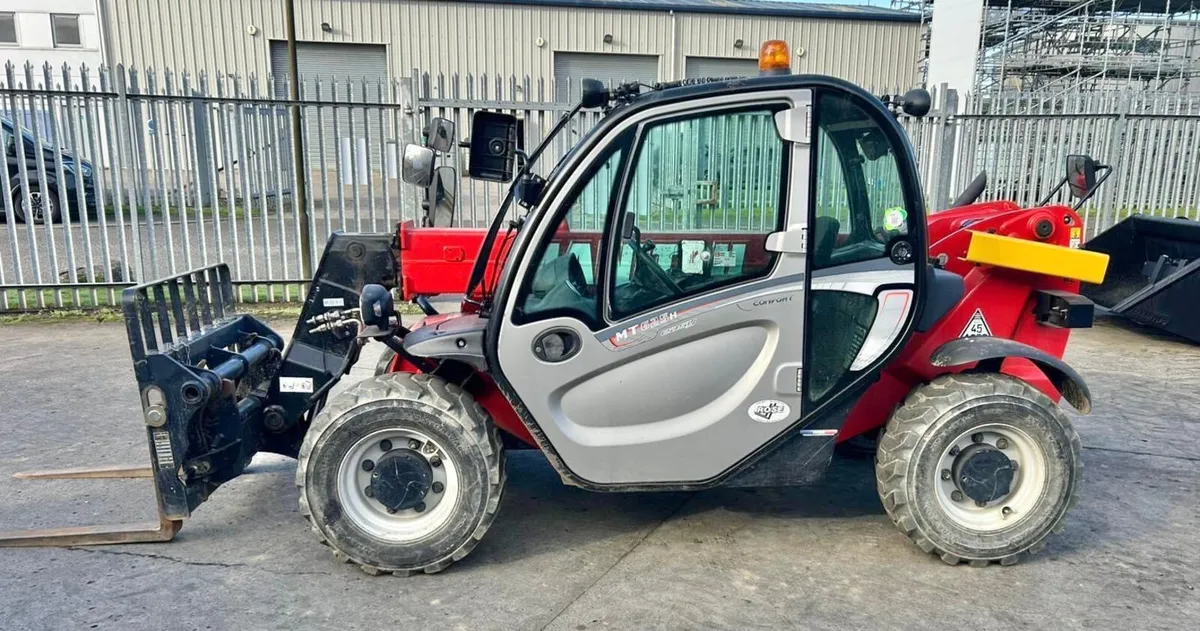 Manitou Telehandler - Image 1
