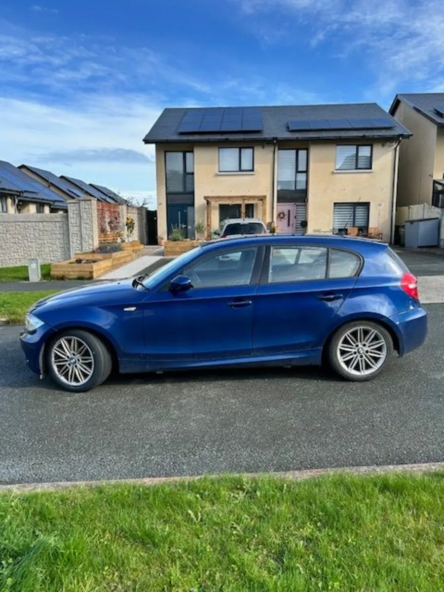 BMW 1-Series 2010 - Image 2