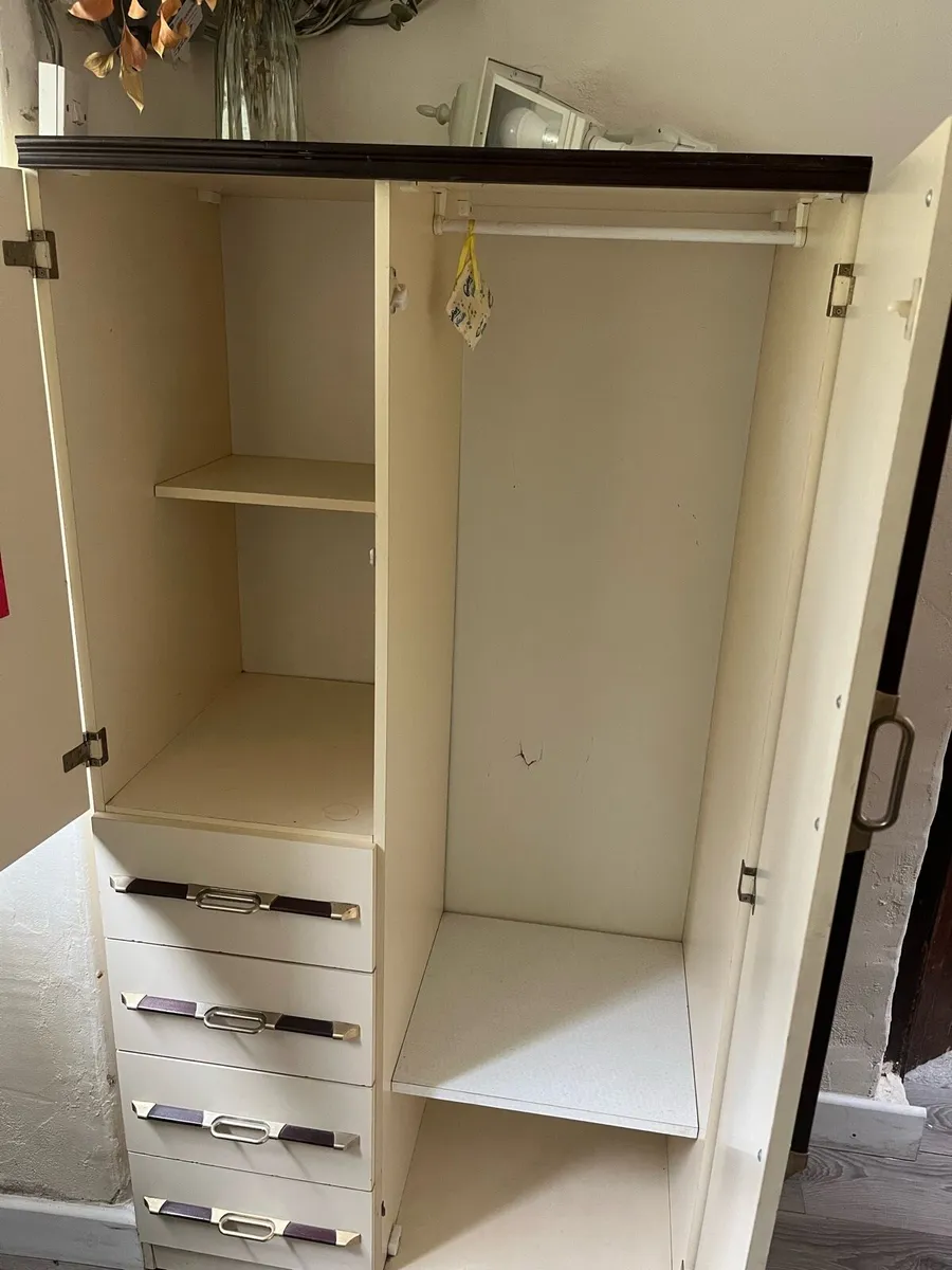 Wardrobe - Image 2