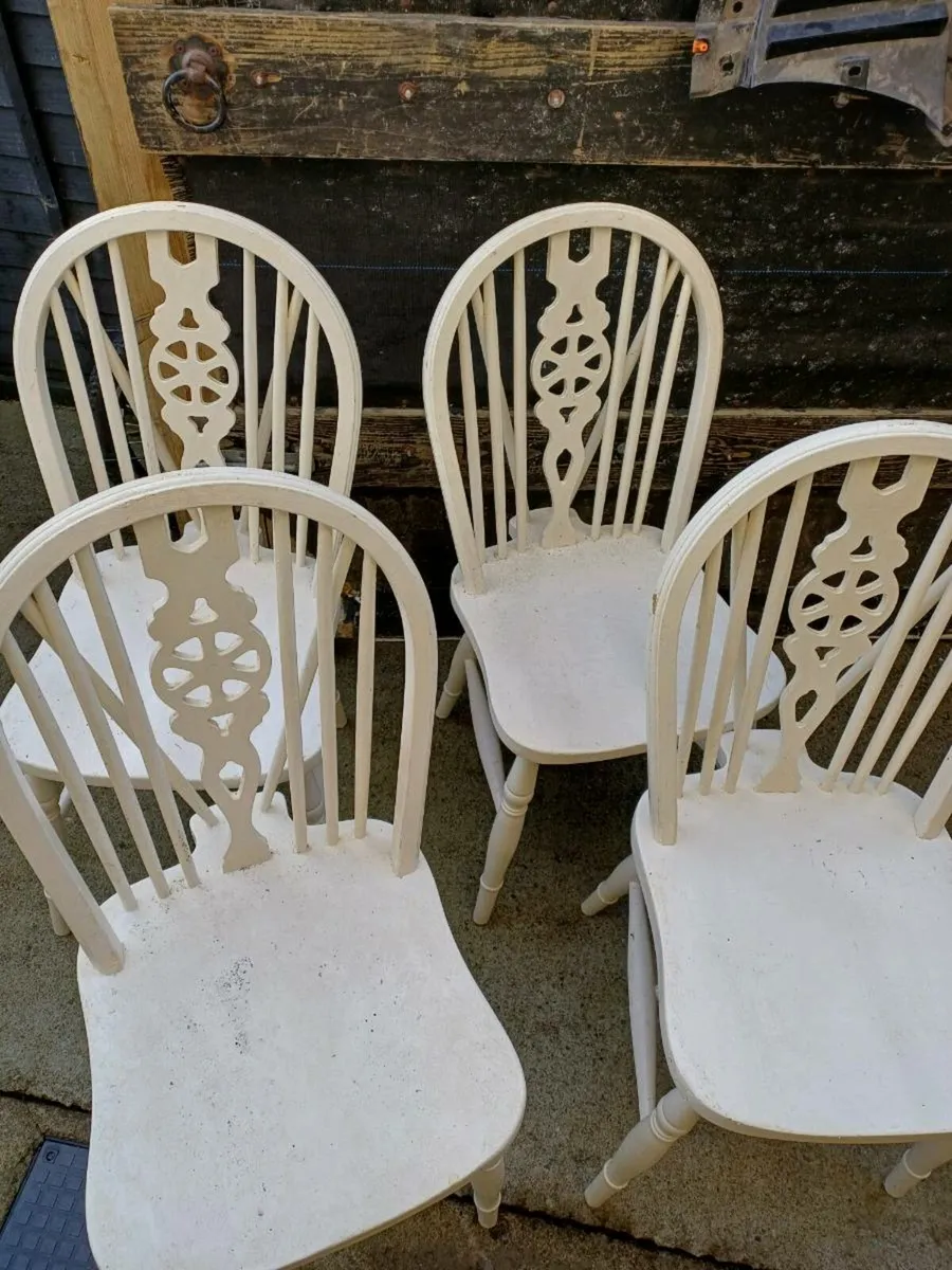 4 Antique Windsor Wheelback Chairs - Image 4