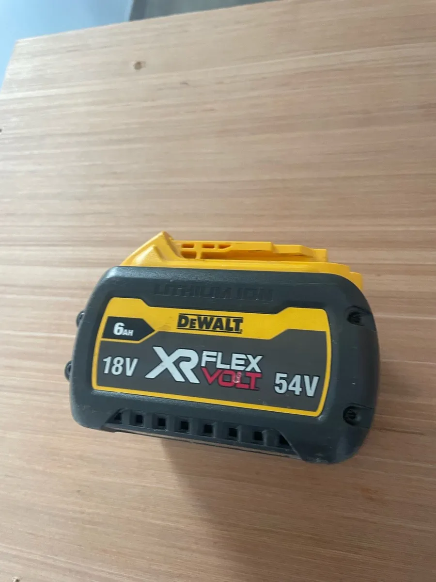 Dewalt 54v 6 amp very good condition - Image 1