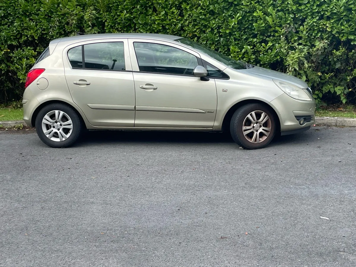 07 Opel Corsa club 1.21L - Image 2