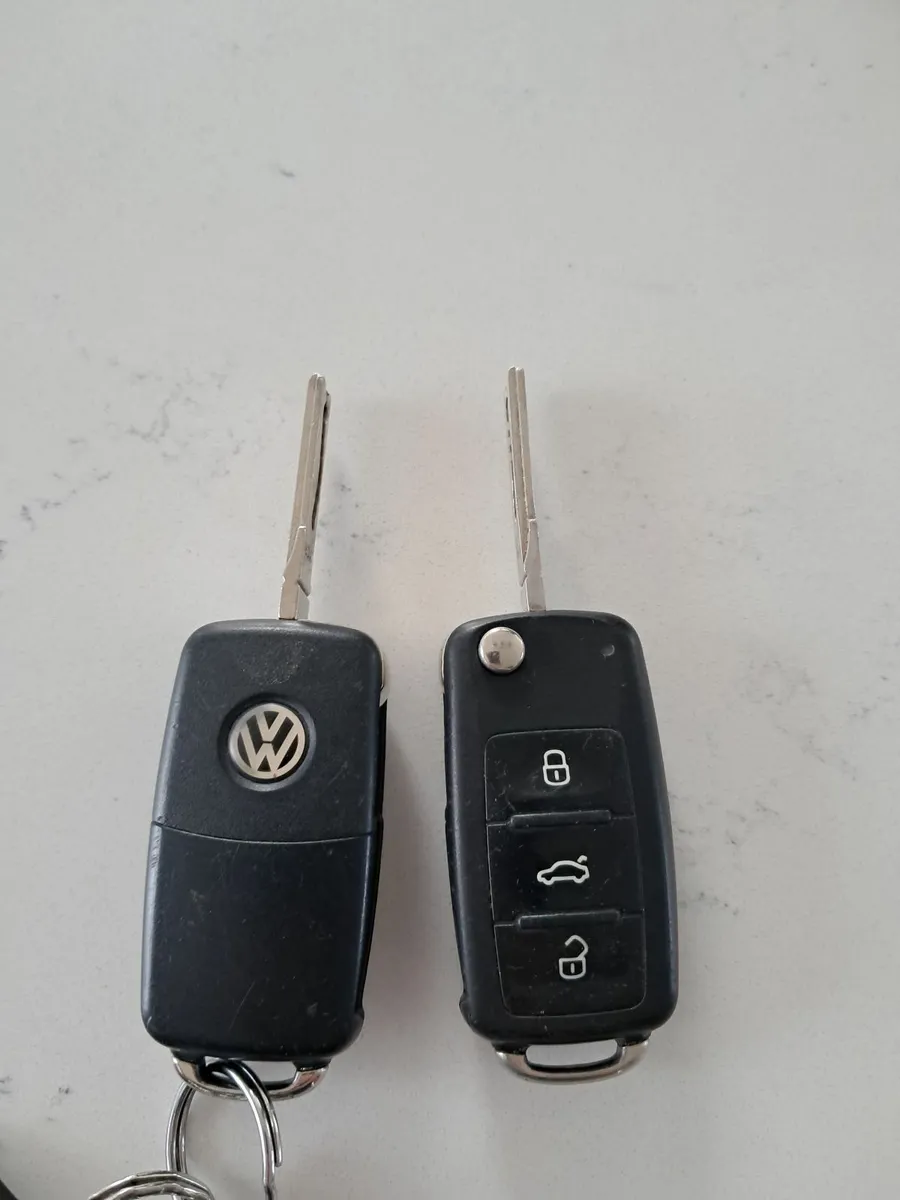 Volkswagen Jetta 2017 - Image 2
