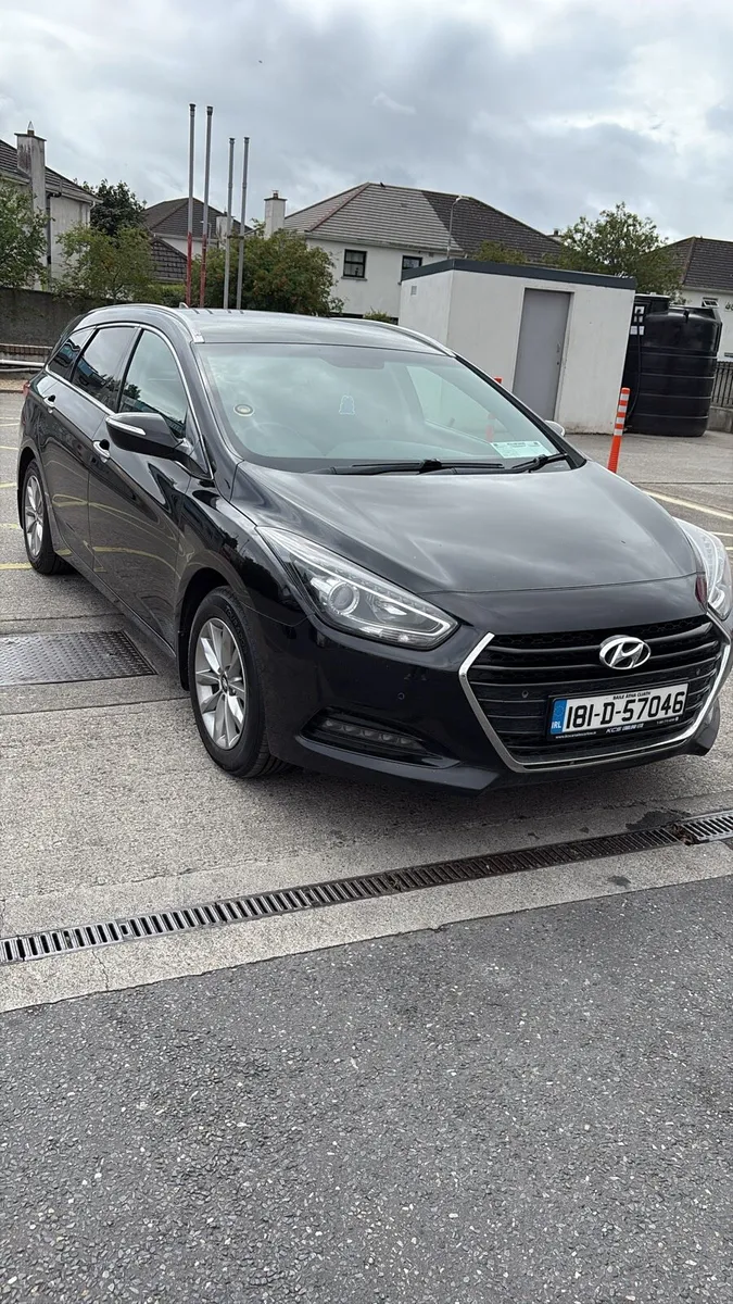 Hyundai i40 estate - Image 1
