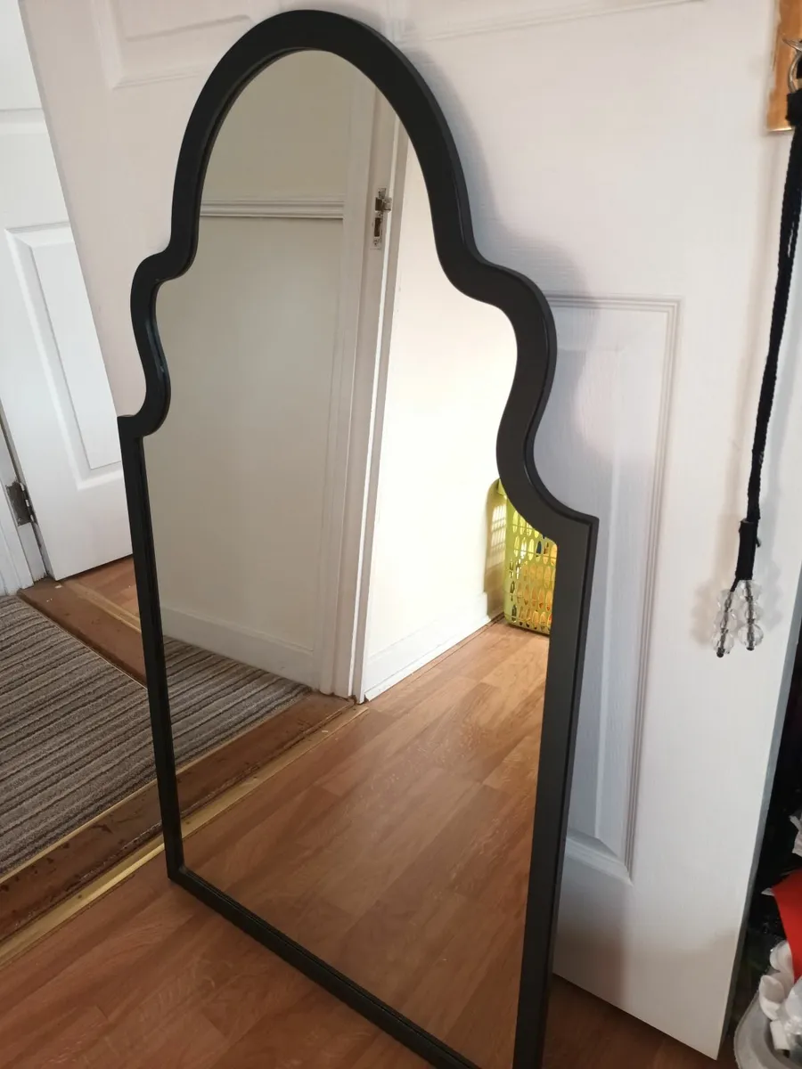 A Mirror - Image 2