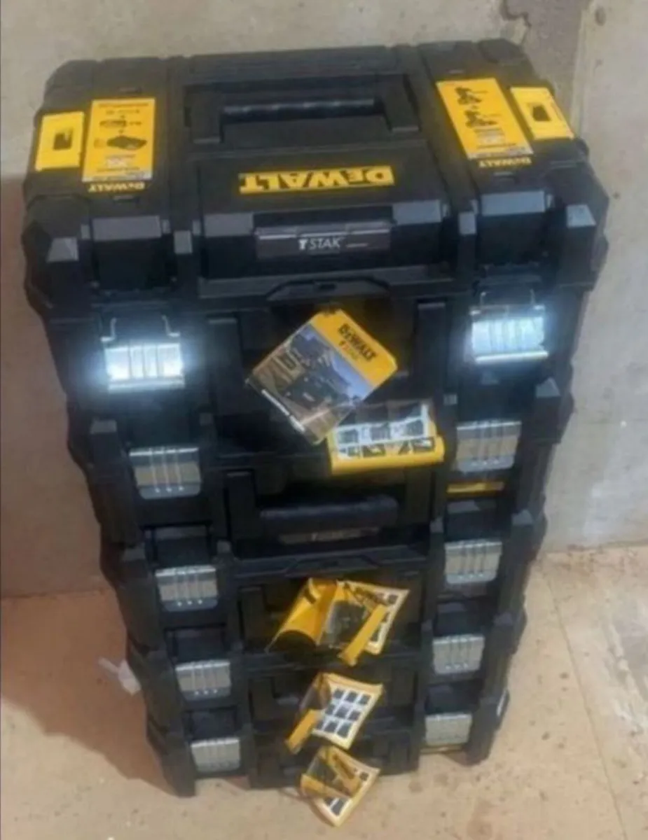 Dewalt t stak storage x5 new