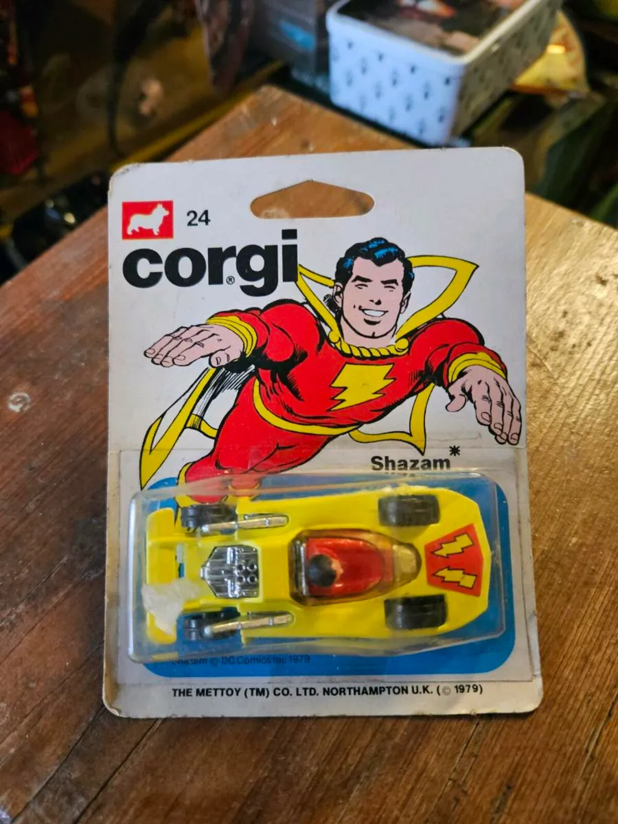 Corgi 1970's Shazam Car - Image 1