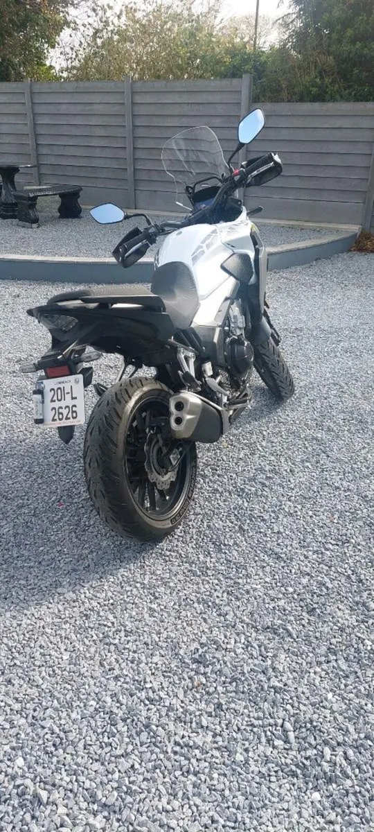 CB500X - Image 3