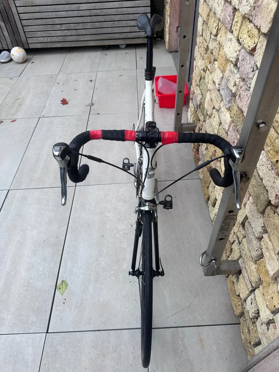 Road bike - Image 2
