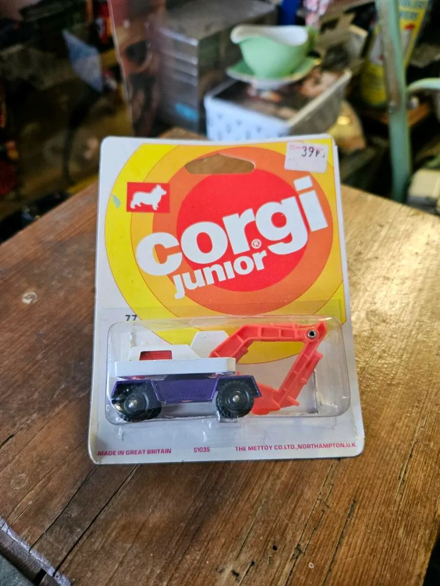 Corgi 1970's Excavator - Image 1