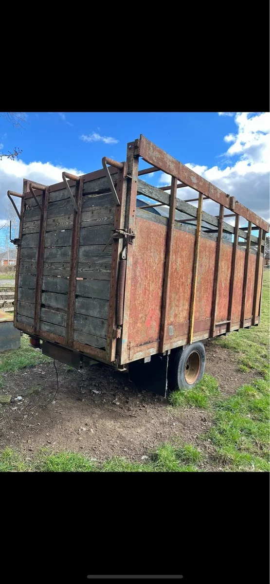 Cattle trailer - Image 2