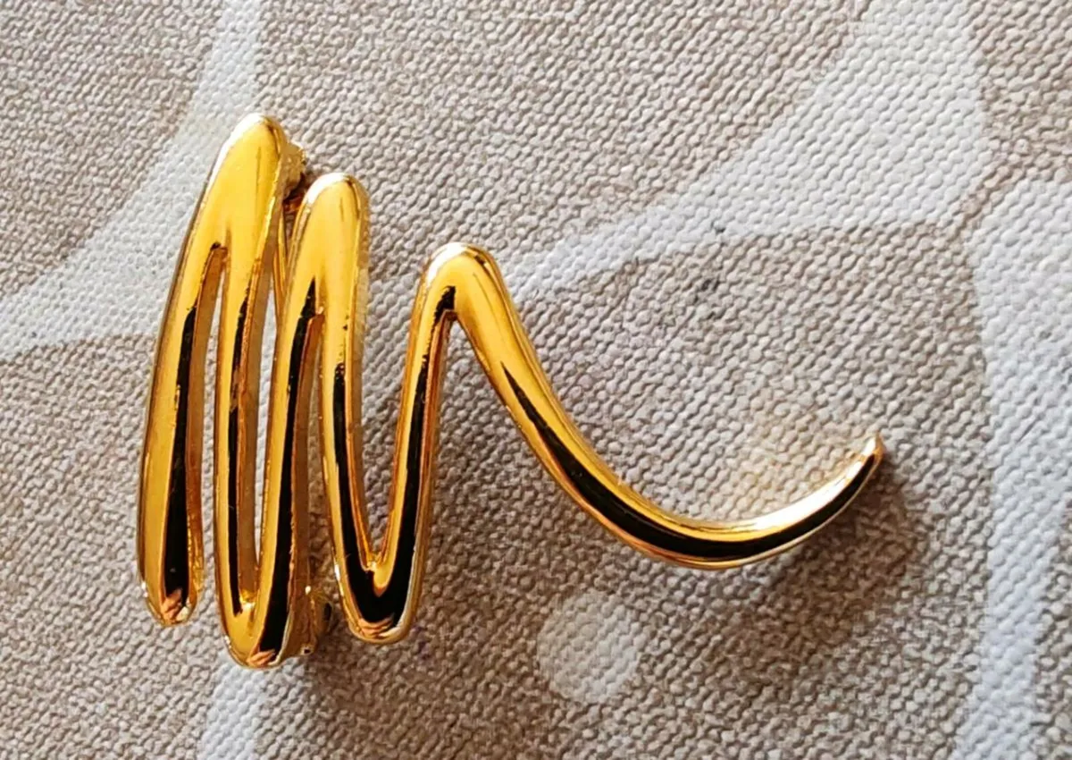 Retro brooch - Image 3