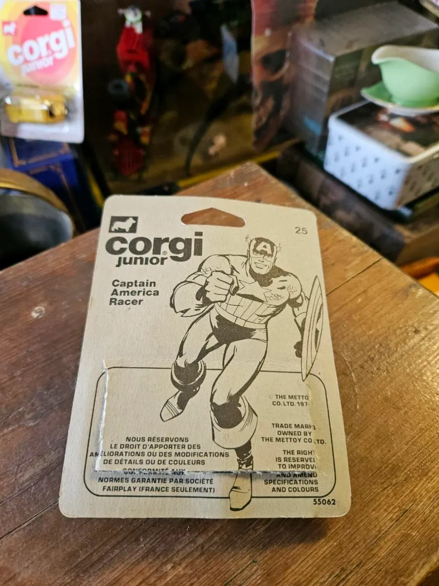 Corgi 1970's Captain America - Image 2