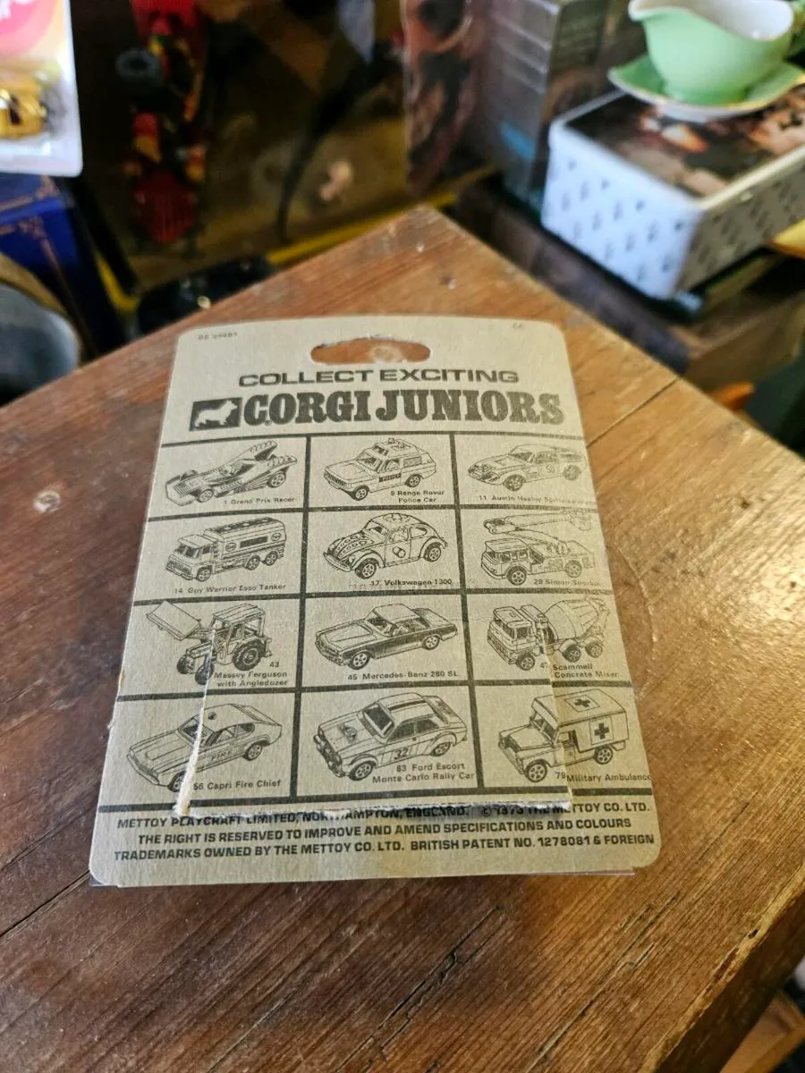 Corgi 1970's Cement Mixer - Image 2