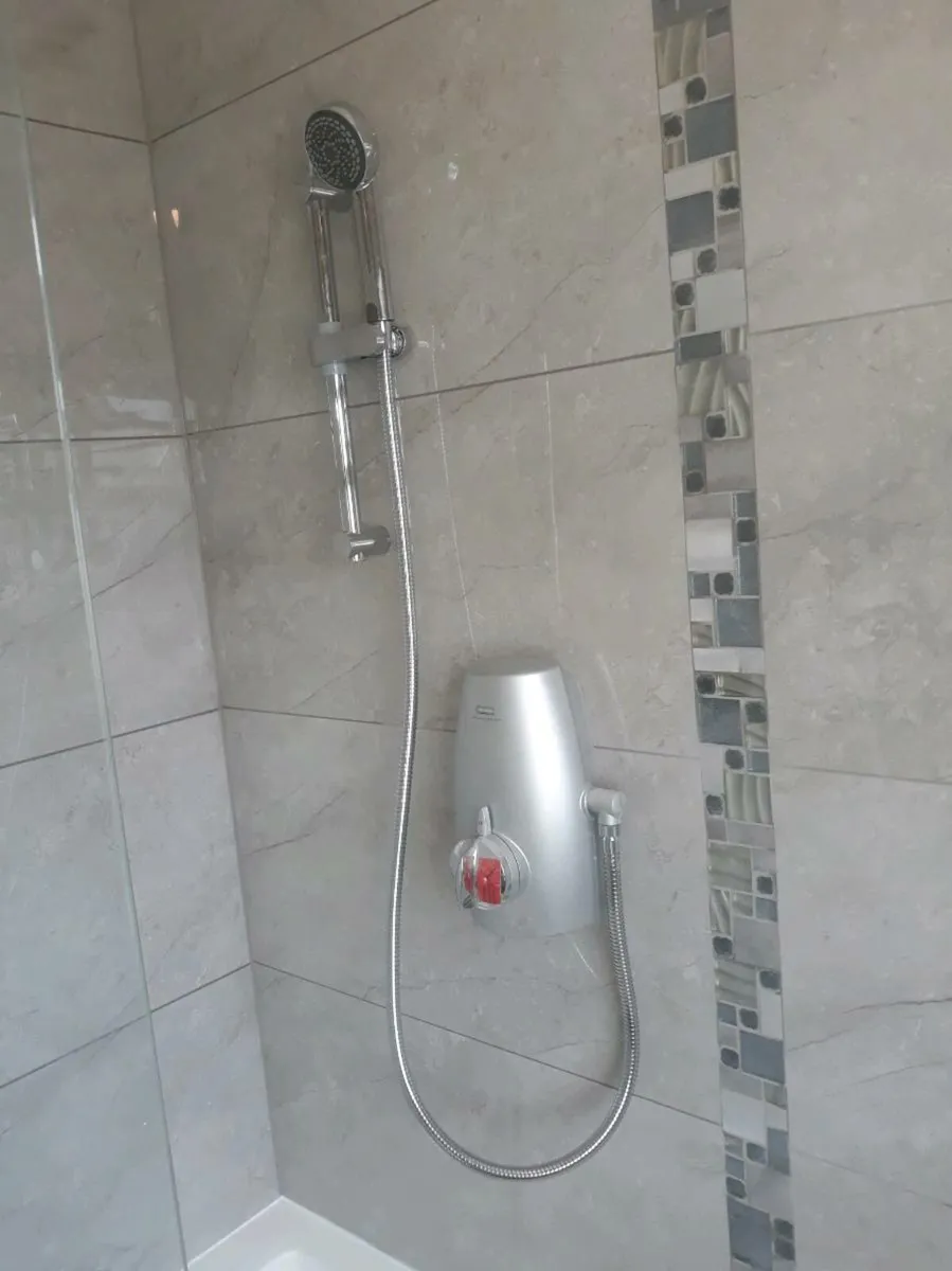 Tiler & Plumber - Image 3