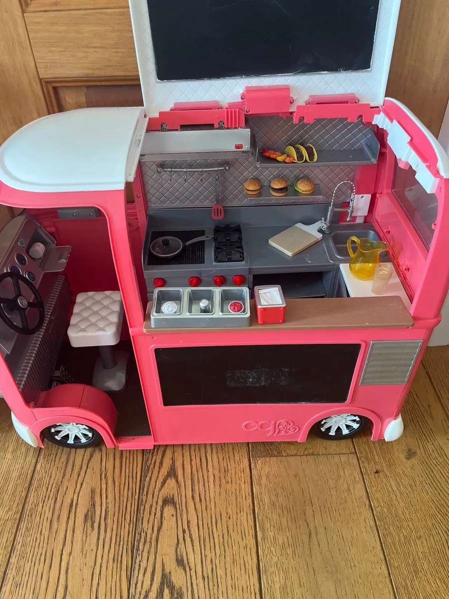 Our generation  food truck and bunk bed - Image 2