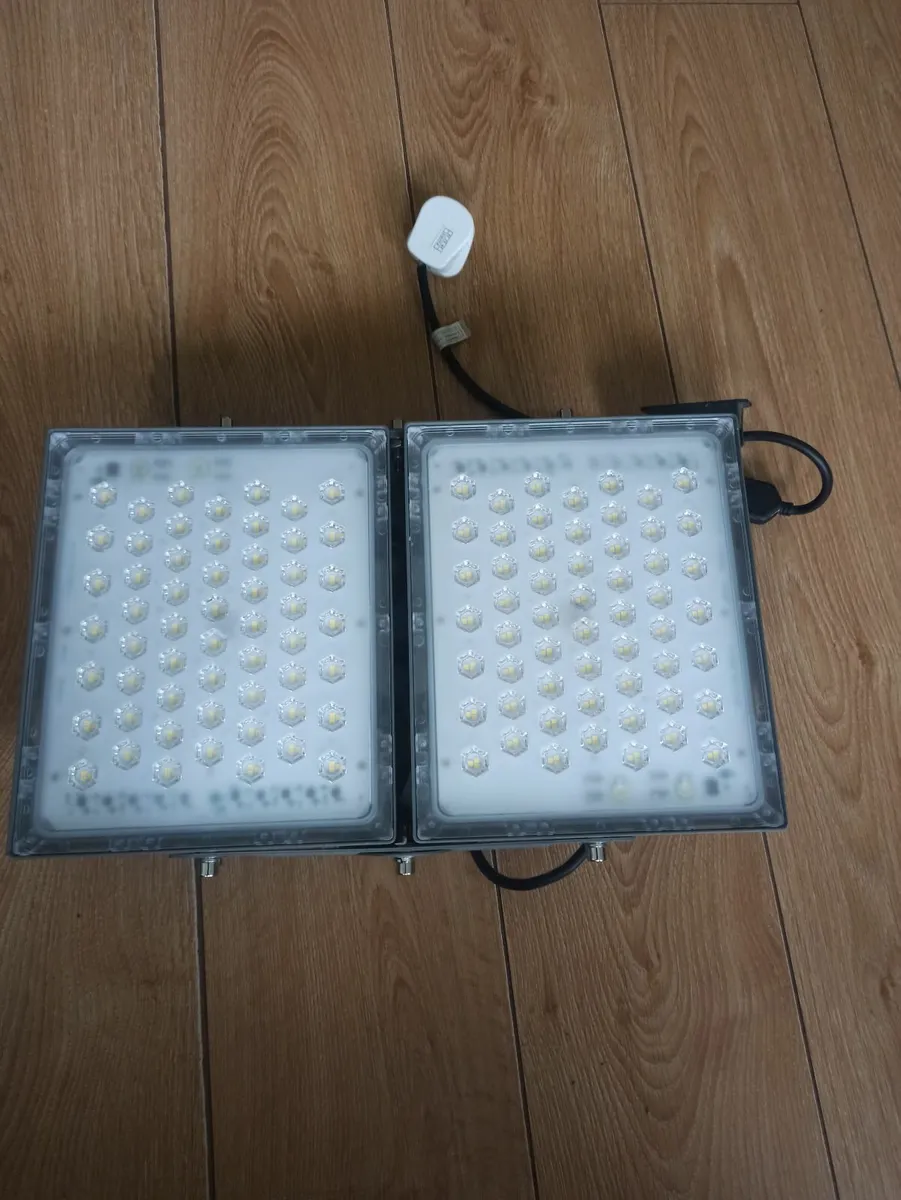LED outdoor lamp