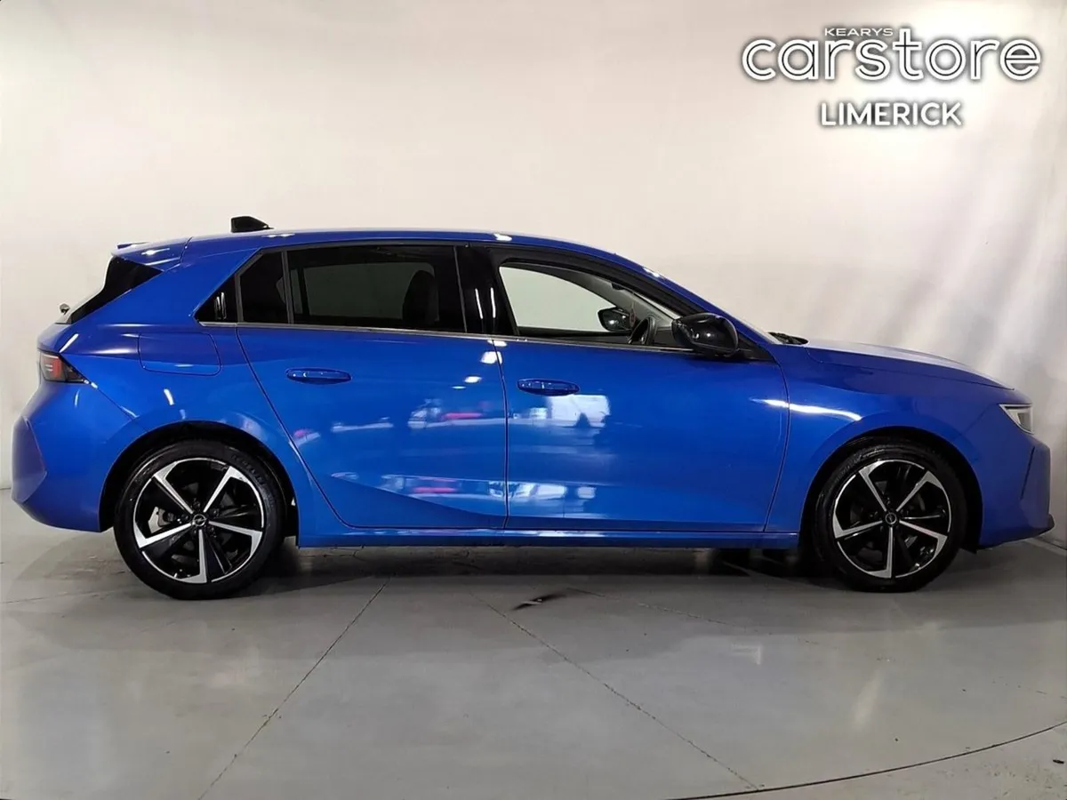 Opel Astra Elegance 1.2 Turbo 130PS 6 Speed - Image 2