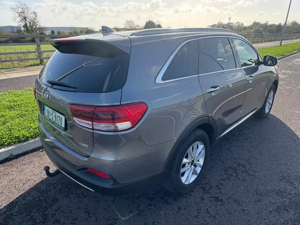 Kia Sorento 7seater 2.2d massive spec, - Image 4