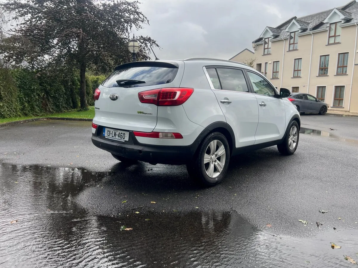 🚗 Kia Sportage 2013 1.7 CRDi 2WD – €3,450 - Image 4