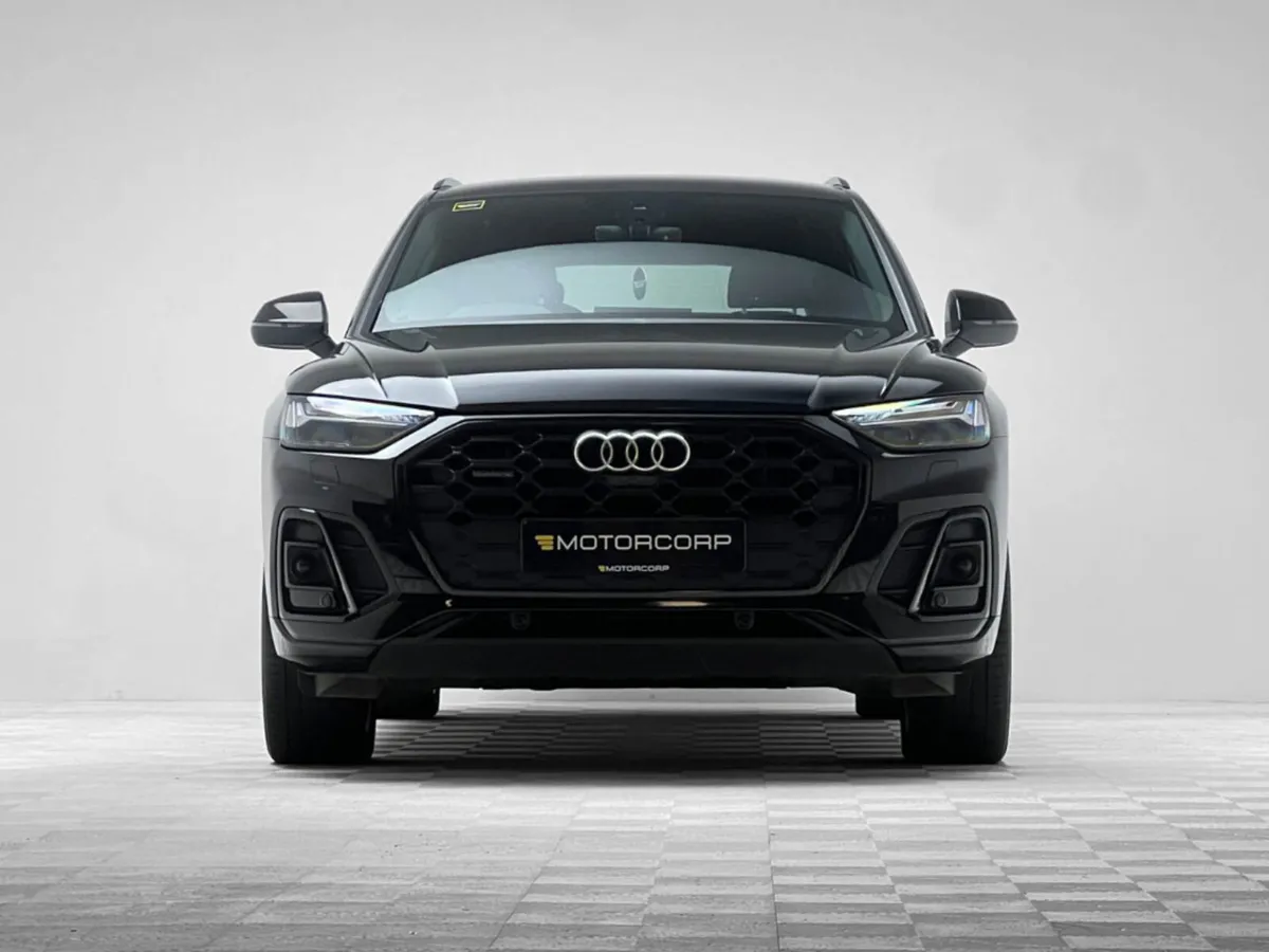 Audi Q5 EDITION 1 S LINE 50 TFSI E - Image 2