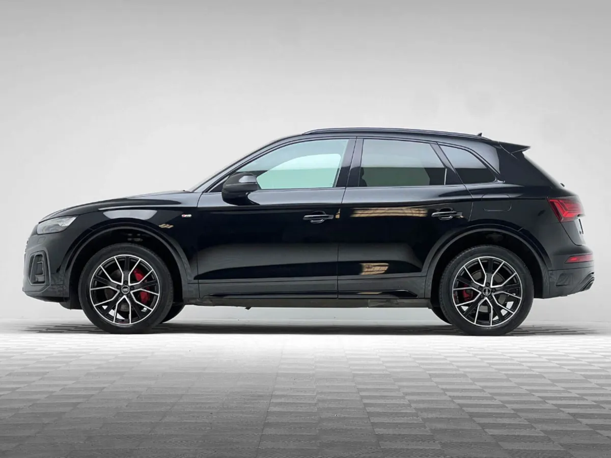 Audi Q5 EDITION 1 S LINE 50 TFSI E - Image 4