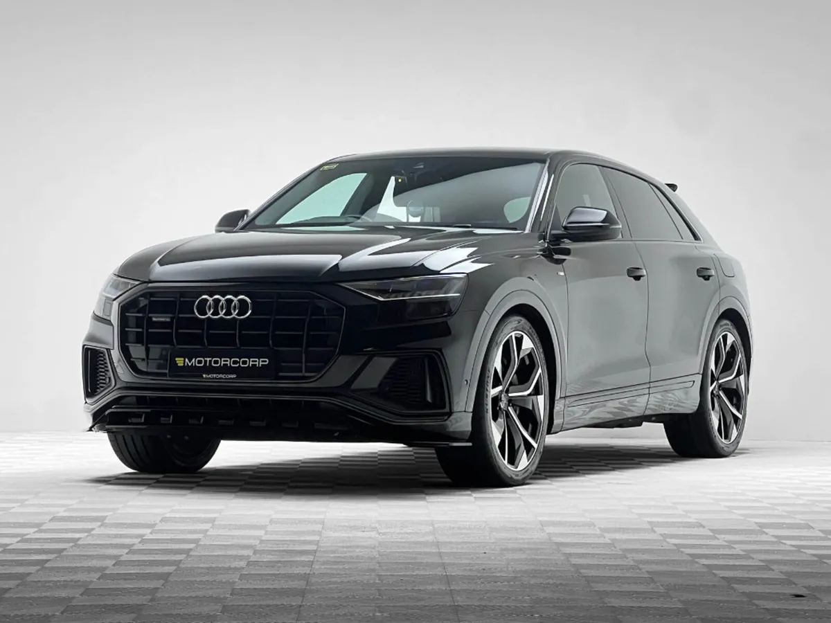 Audi Q8 55 TFSI E S LINE QUATTRO - Image 3