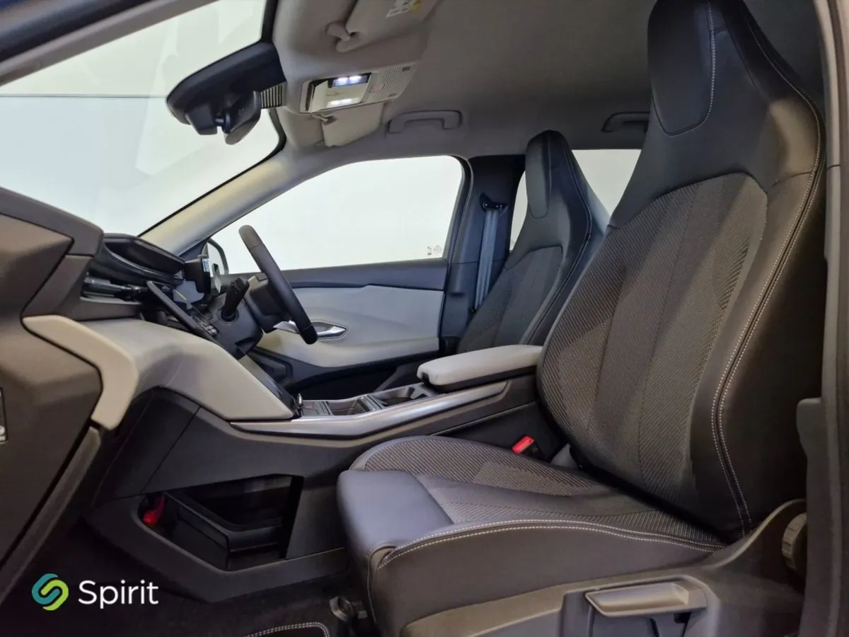 Ford Explorer Premium Extended Range 600KM - Image 3