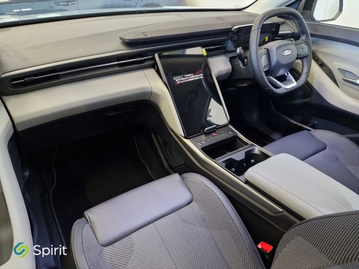 Ford Explorer Premium Extended Range 600KM - Image 4