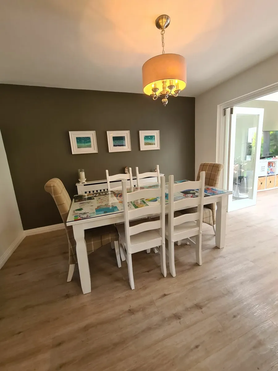 Dining table and chairs - Image 2