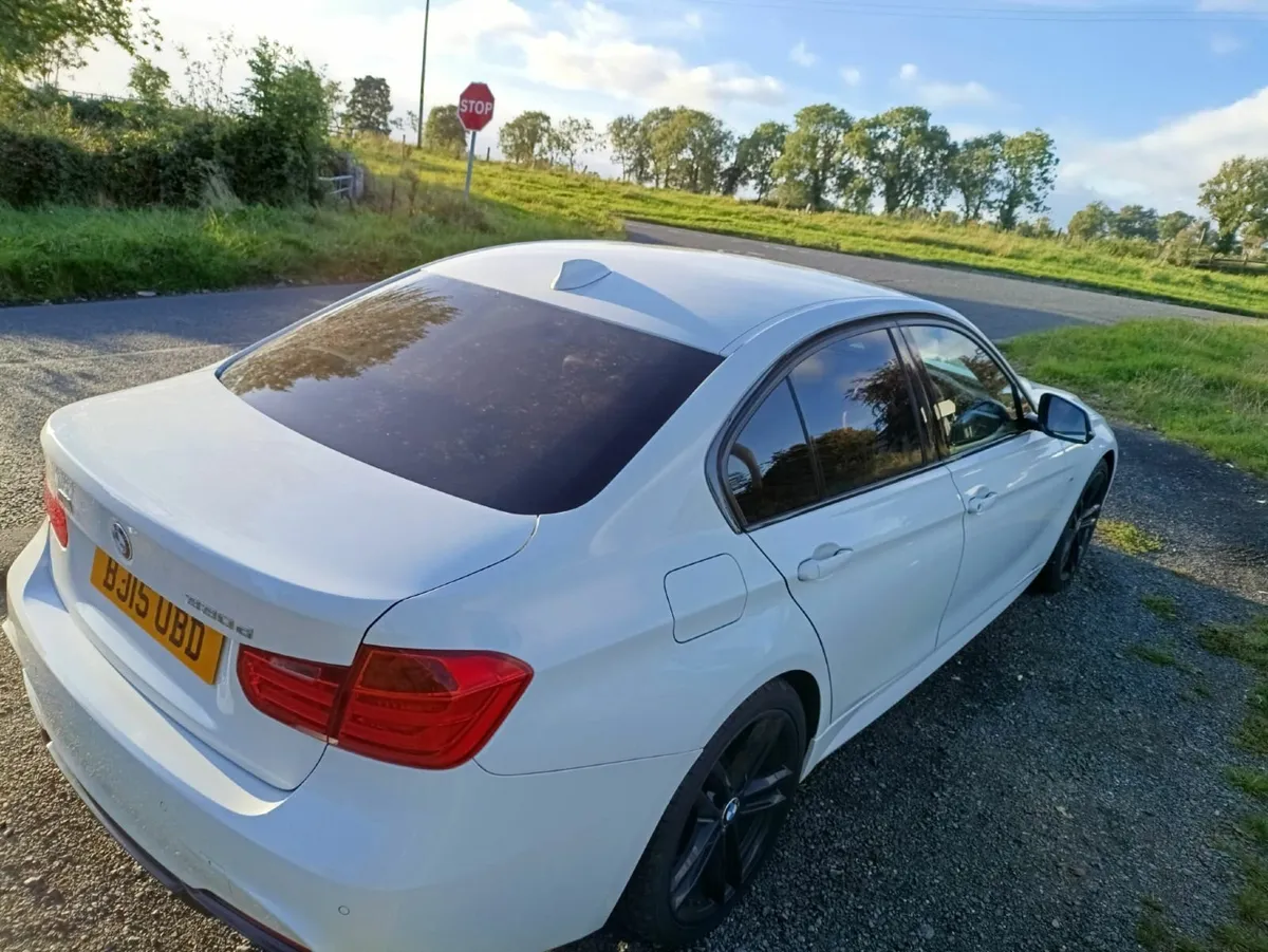 BMW 3-Series 2015 - Image 2
