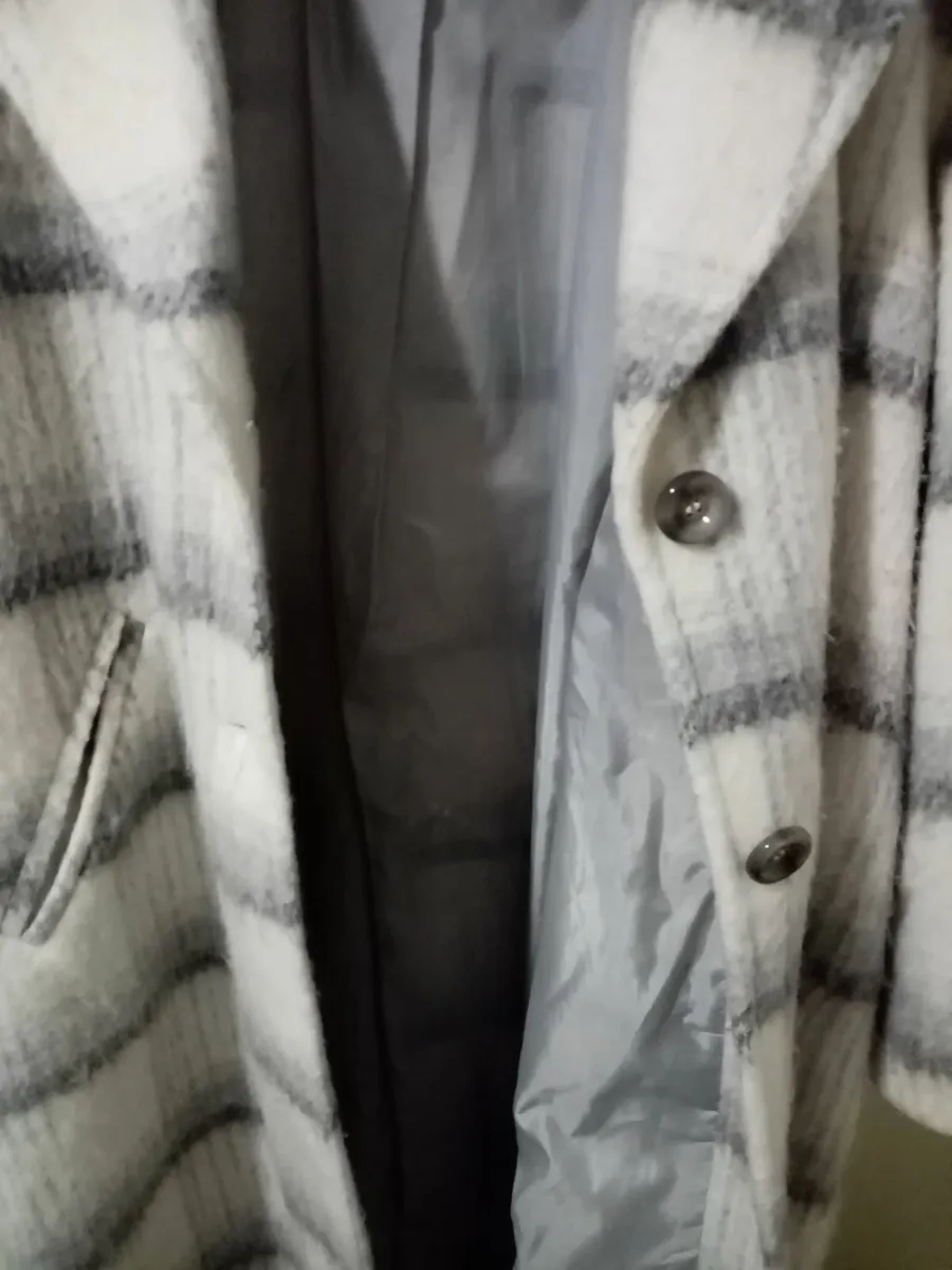Lovely long coat - Image 4