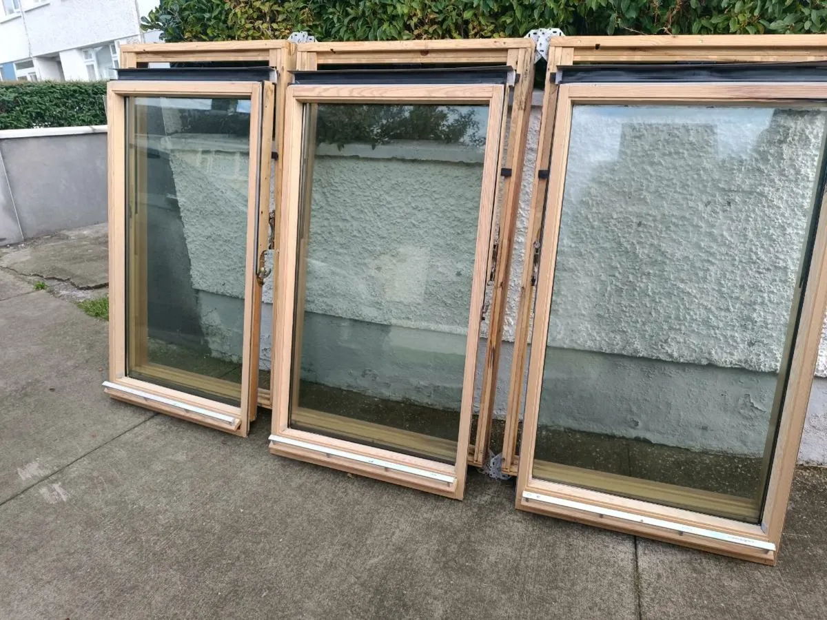 Velux roof window - Image 1