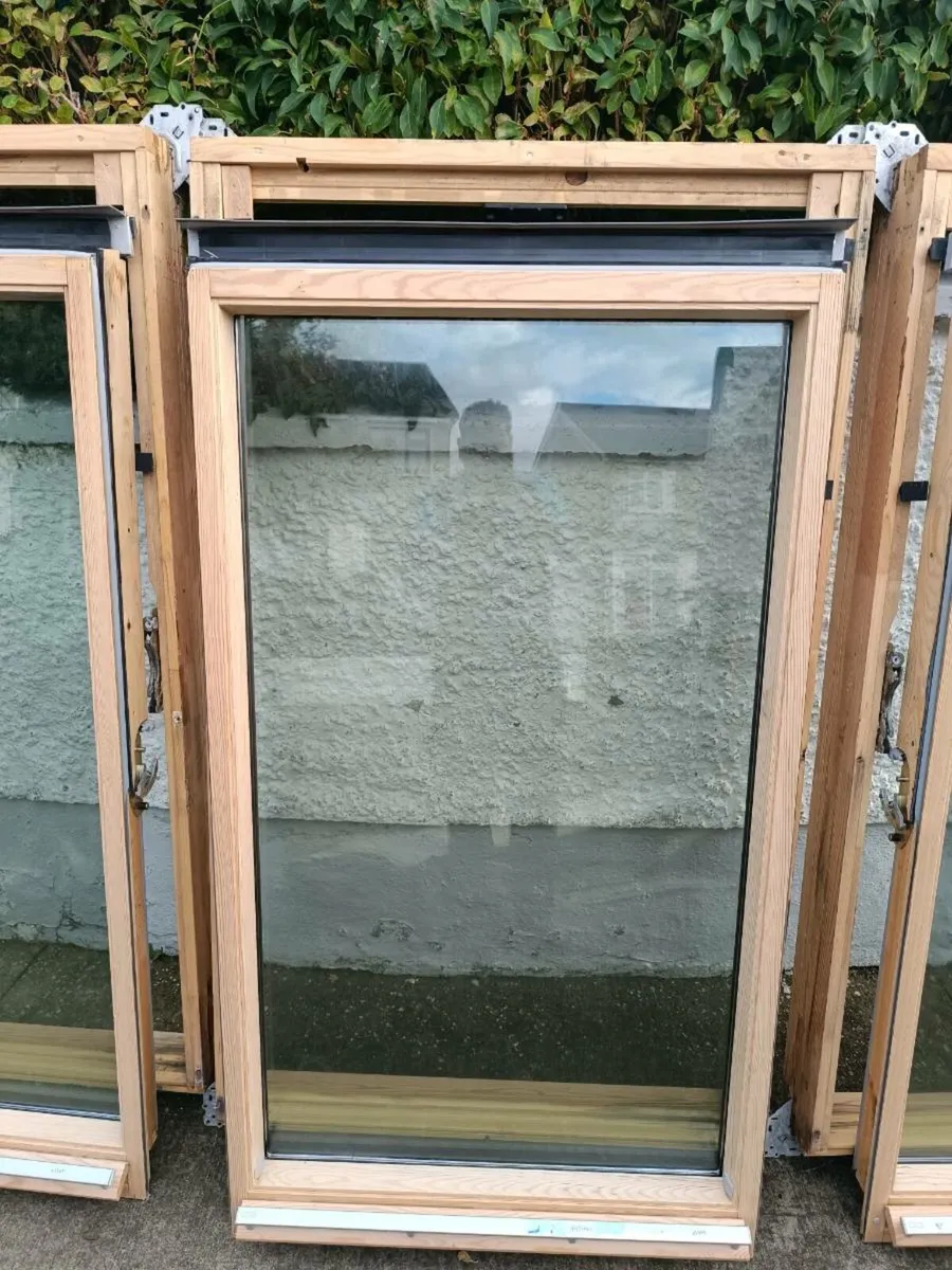 Velux roof window - Image 4