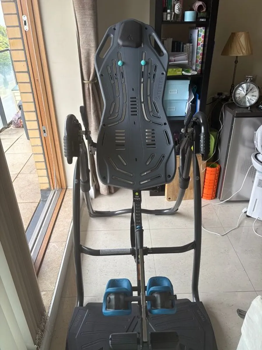 Teeter Traction Table - Image 1
