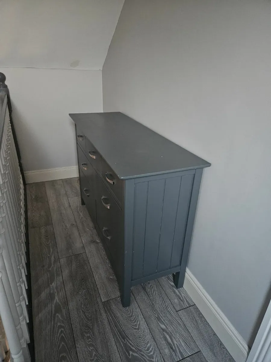 chest of drawers - Image 1
