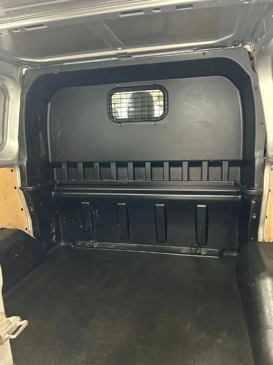 Ford Transit crewcab Custom 2019 - Image 3