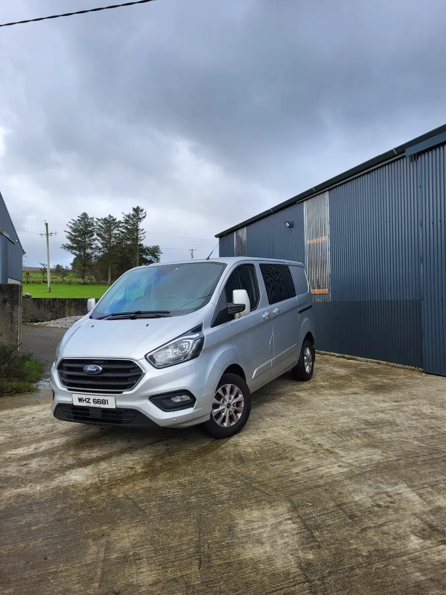 Ford Transit crewcab Custom 2019 - Image 2