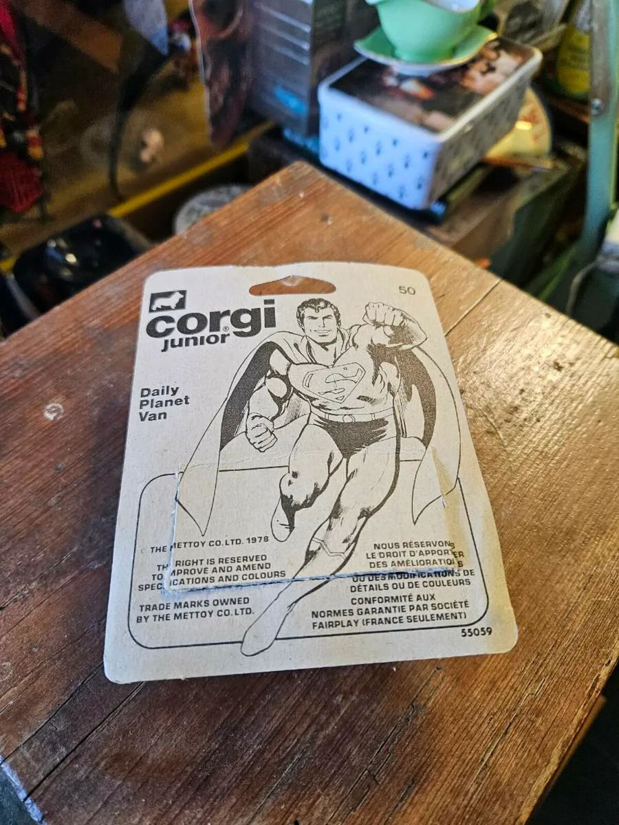 Corgi 1970's Superman Truck - Image 2