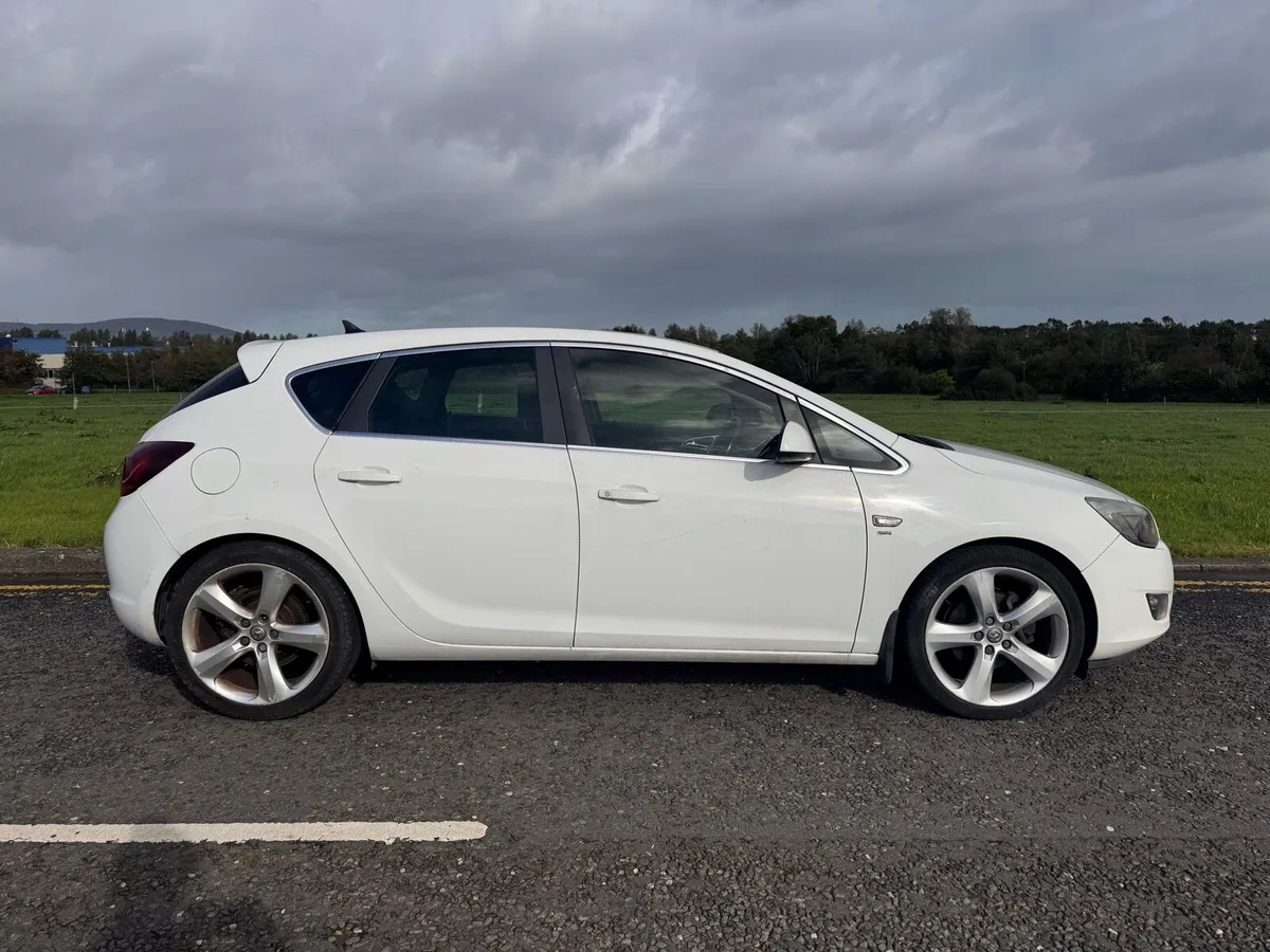 Vauxhall astra NEW NCT - Image 3