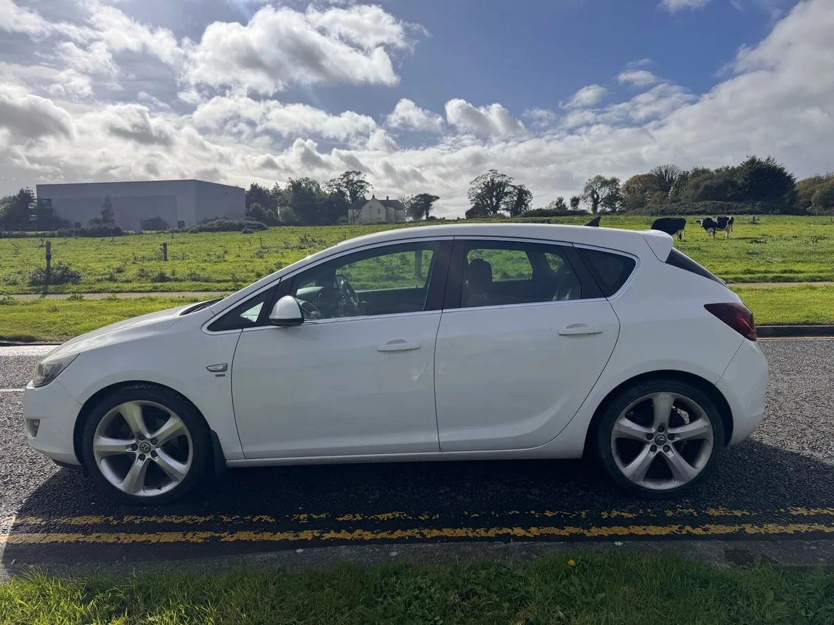 Vauxhall astra NEW NCT - Image 4